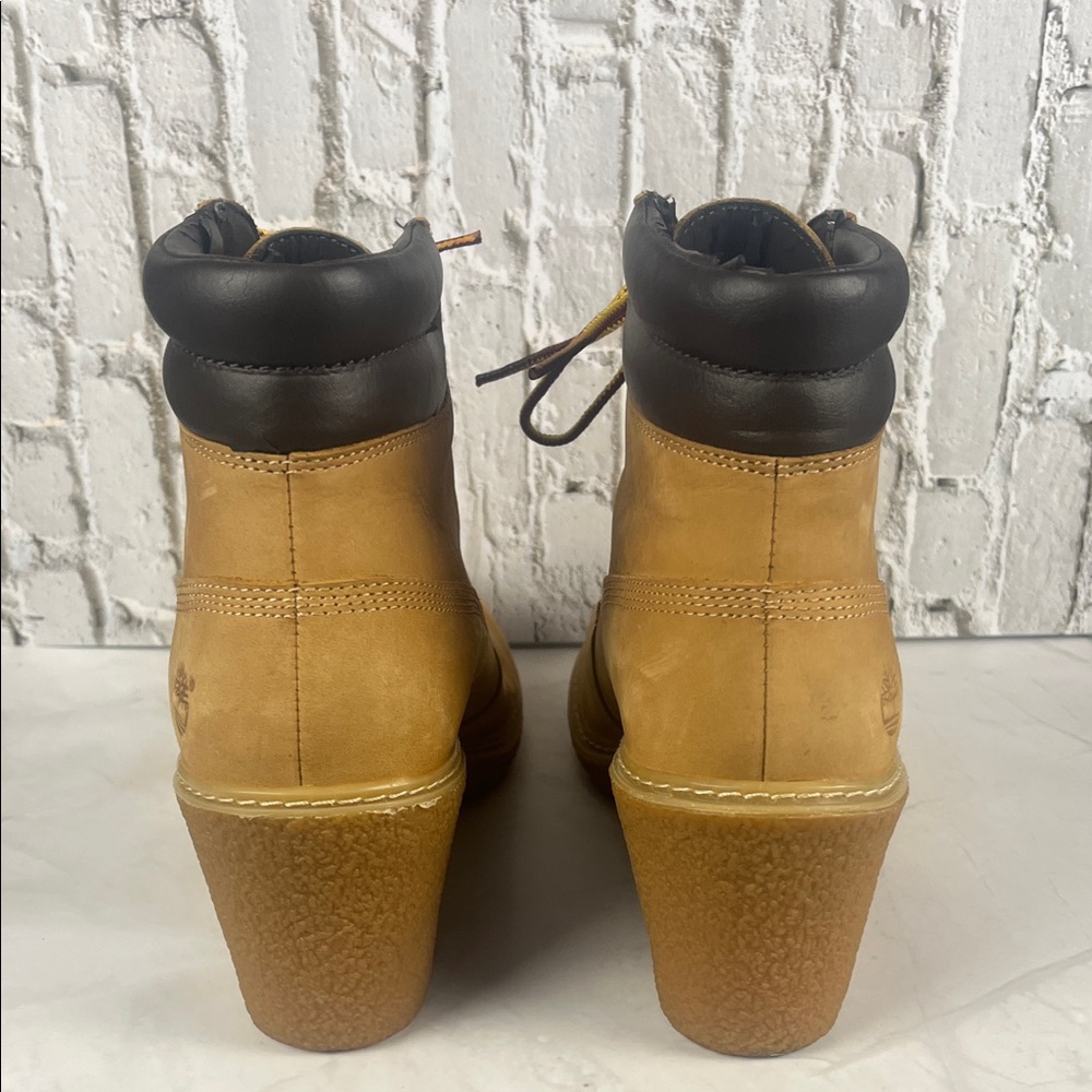 Timberland Women's Amston‎ 6 Inch Wheat Nubuck Wedge Heel Boots Size 8 - Picture 6 of 15